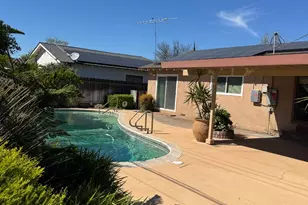 1043 E Adams Ave, Los Banos, CA 93635 - Photo 9