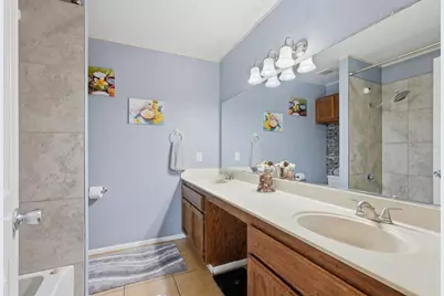 8041 Healy Court, Sacramento, CA 95828 - Photo 21