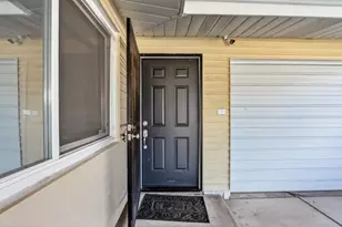 6535 La Cienega Dr, North Highlands, CA 95660 - Photo 5