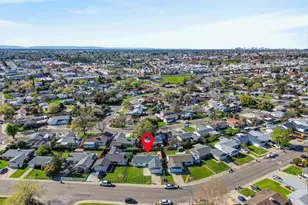 6924 Peck Dr, Sacramento, CA 95828 - Photo 29