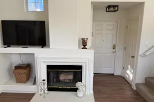 7 Naples, Sacramento, CA 95831 - Photo 5