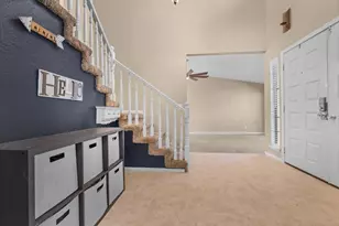 8780 Frosses Ct, Sacramento, CA 95828 - Photo 9