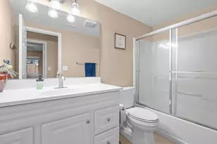 8780 Frosses Ct, Sacramento, CA 95828 - Photo 23