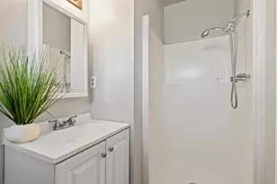 900 Snead Dr, Modesto, CA 95351 - Photo 17
