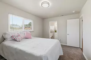900 Snead Dr, Modesto, CA 95351 - Photo 15