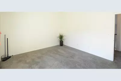 1401 Hood Road, Sacramento, CA 95825 - Photo 33