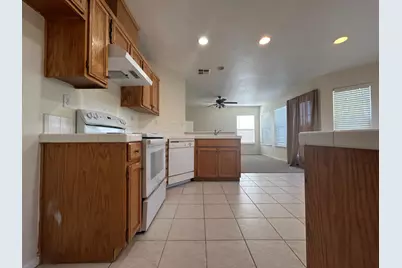 3257 Jeanette Court, Tracy, CA 95376 - Photo 5