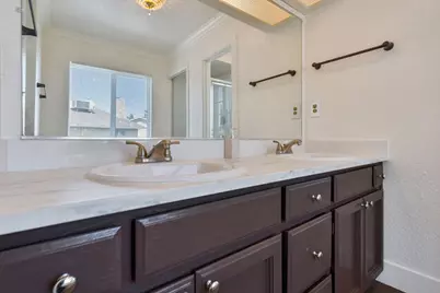 8908 Liscarney Way, Sacramento, CA 95828 - Photo 23