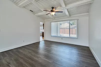 8908 Liscarney Way, Sacramento, CA 95828 - Photo 9