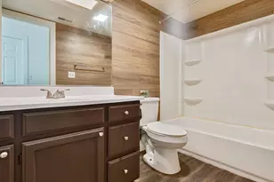 8908 Liscarney Way, Sacramento, CA 95828 - Photo 41