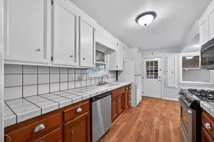 2360 Hurley Way, Sacramento, CA 95825 - Photo 43