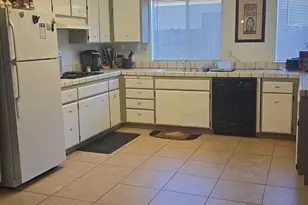 2888 Azevedo Dr, Sacramento, CA 95833 - Photo 39