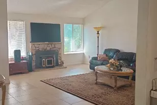 2888 Azevedo Dr, Sacramento, CA 95833 - Photo 37