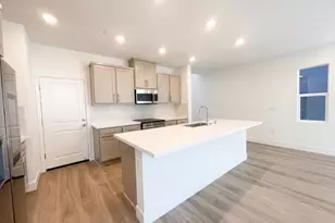 374 N Palm Spgs Wy, Tracy, CA 95391 - Photo 11