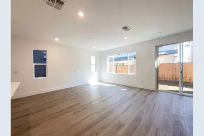 374 N Palm Springs Way, Tracy, CA 95391 - Photo 3