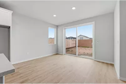 8421 Mondale Way, Elk Grove, CA 95757 - Photo 9