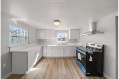 408 Thrasher Avenue, Modesto, CA 95354 - Photo 13