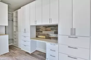 251 Middlefield Rd, Palo Alto, CA 94301 - Photo 29