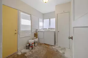 1247 N Ferger Ave, Fresno, CA 93728 - Photo 21