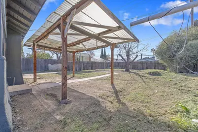 1247 N Ferger Avenue, Fresno, CA 93728 - Photo 31