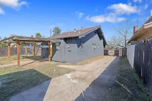 1247 N Ferger Ave, Fresno, CA 93728 - Photo 37