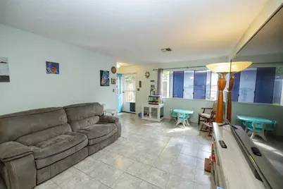 3400 Kingswood Drive #5, Modesto, CA 95355 - Photo 7