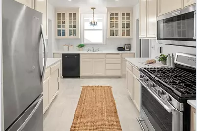 2778 19th Street, Sacramento, CA 95818 - Photo 9