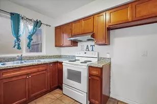 9419 Fox Creek Dr, Stockton, CA 95210 - Photo 7