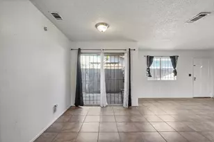 9419 Fox Creek Dr, Stockton, CA 95210 - Photo 3