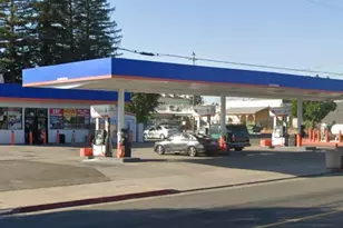 2071 North St, Anderson, CA 96007 - Photo 3