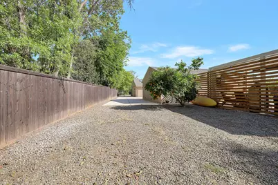 1411 Las Salinas Way, Sacramento, CA 95864 - Photo 73