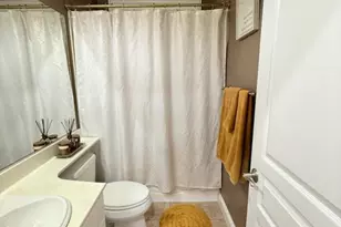 5820 Lagrande Way, Stockton, CA 95219 - Photo 11