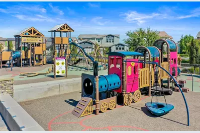 2413 Augusta Avenue, Tracy, CA 95377 - Photo 57