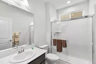 2413 Augusta Ave, Tracy, CA 95377 - Photo 25