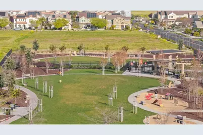 2413 Augusta Avenue, Tracy, CA 95377 - Photo 73