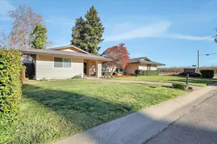 1988 Jeffrey Dr, Yuba City, CA 95991 - Photo 3