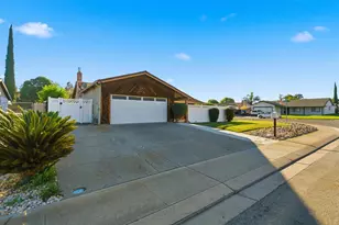 930 Kapareil Dr, Tracy, CA 95376 - Photo 33