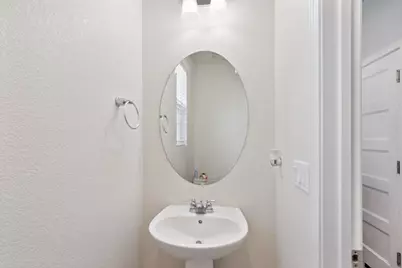 8196 Kramer Ranch Lane, Elk Grove, CA 95758 - Photo 19