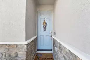 1375 Carson River Dr, Lincoln, CA 95648 - Photo 3