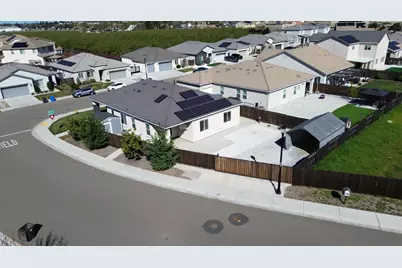 1290 Nascimento Court, Manteca, CA 95337 - Photo 41