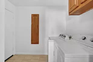 3459 37th St, Sacramento, CA 95817 - Photo 17