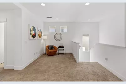 3177 Crocker Drive, Sacramento, CA 95818 - Photo 37