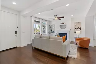 3177 Crocker Dr, Sacramento, CA 95818 - Photo 23