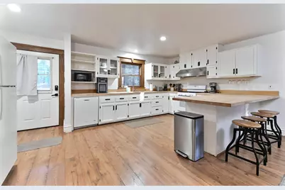 5276 Hwy 4, Hathaway Pines, CA 95233 - Photo 5