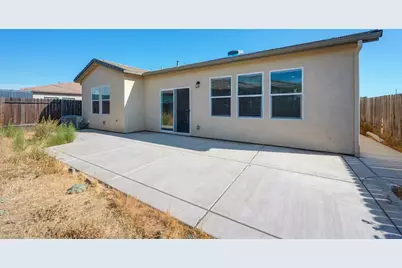 7905 Springarden Way, Sacramento, CA 95828 - Photo 23