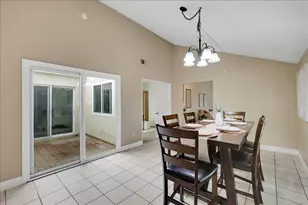 10570 Apple Grove Wy, Rancho Cordova, CA 95670 - Photo 23