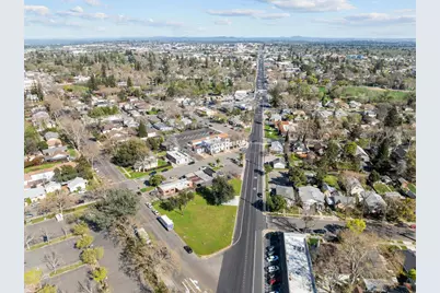 711 Oak Street, Roseville, CA 95678 - Photo 11