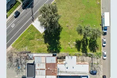 711 Oak Street, Roseville, CA 95678 - Photo 3