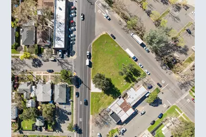 705 Oak Street, Roseville, CA 95678 - Photo 5