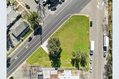 705 Oak Street, Roseville, CA 95678 - Photo 1